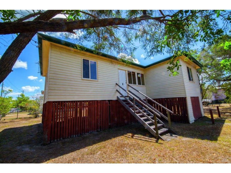 29 Pearson Street, Granville QLD 4650