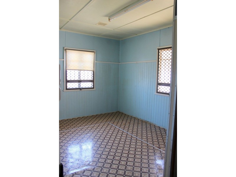 10 Robinson Street, Maryborough QLD 4650