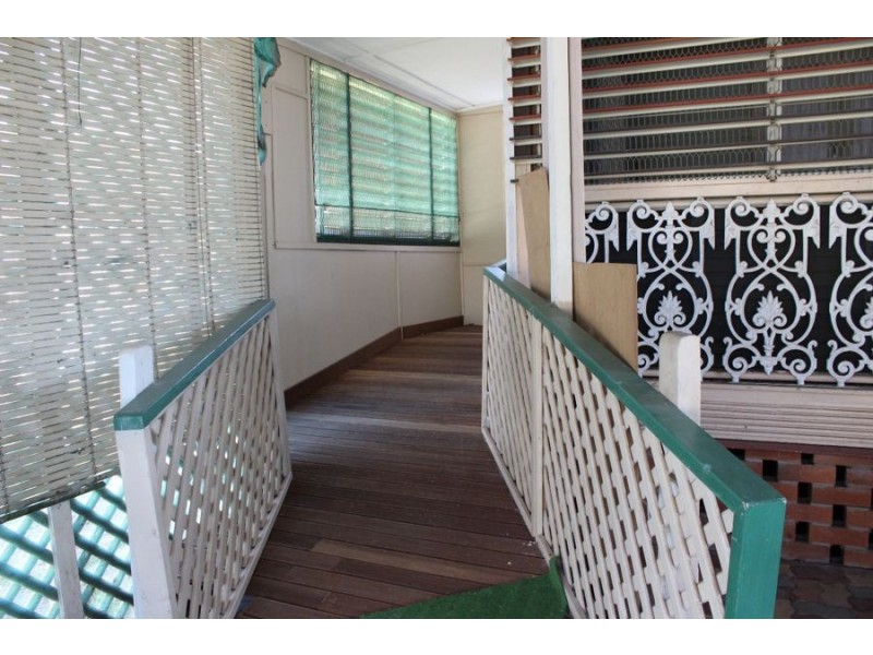 10 Robinson Street, Maryborough QLD 4650