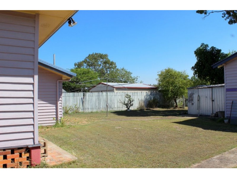 10 Robinson Street, Maryborough QLD 4650