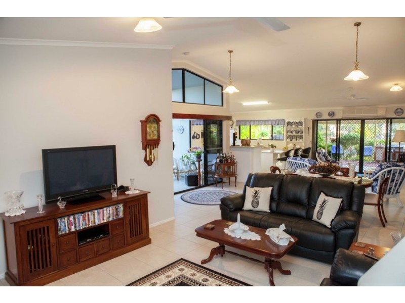 9 Leslie Drive, Tinana QLD 4650