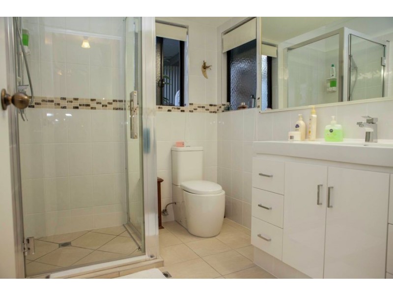 9 Leslie Drive, Tinana QLD 4650