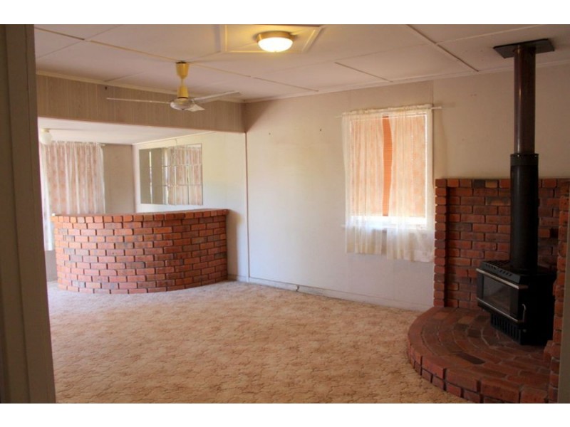 35 Burrum Street, Maryborough QLD 4650