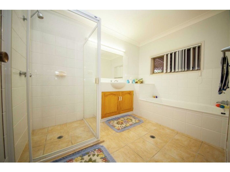 17 Cottonwood Court, Poona QLD 4650