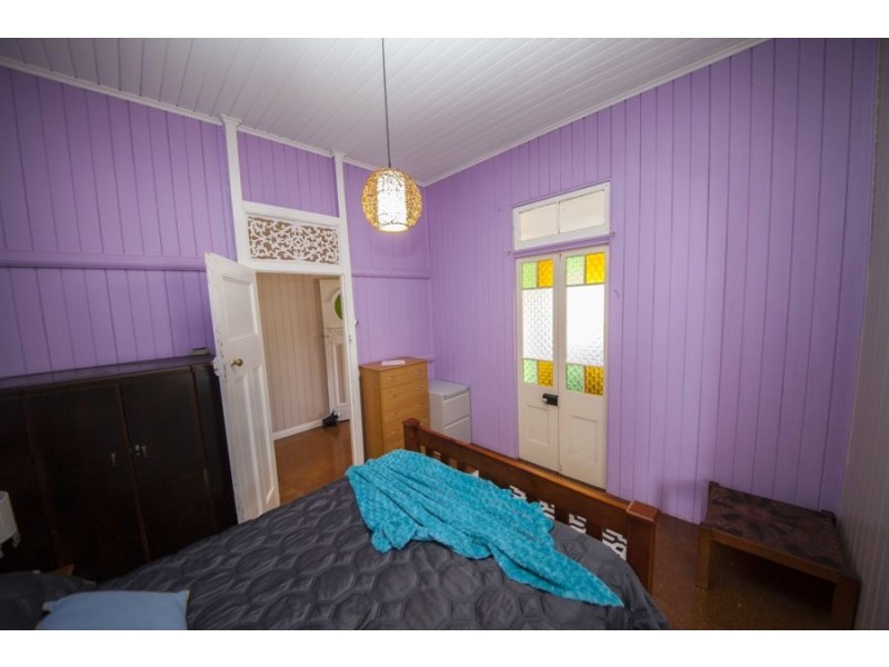 28 Dale Street, Granville QLD 4650