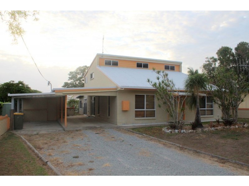 27 Ventnor Street, Maaroom QLD 4650