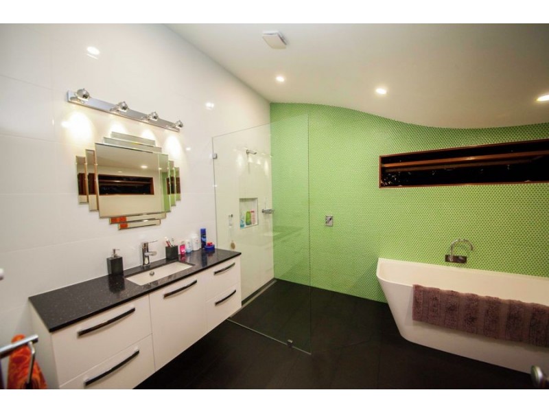 58 Rocky Street, Maryborough QLD 4650