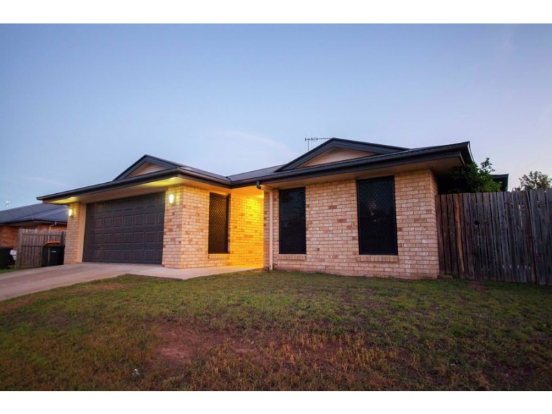 13 Cheyne Circuit, Tinana QLD 4650