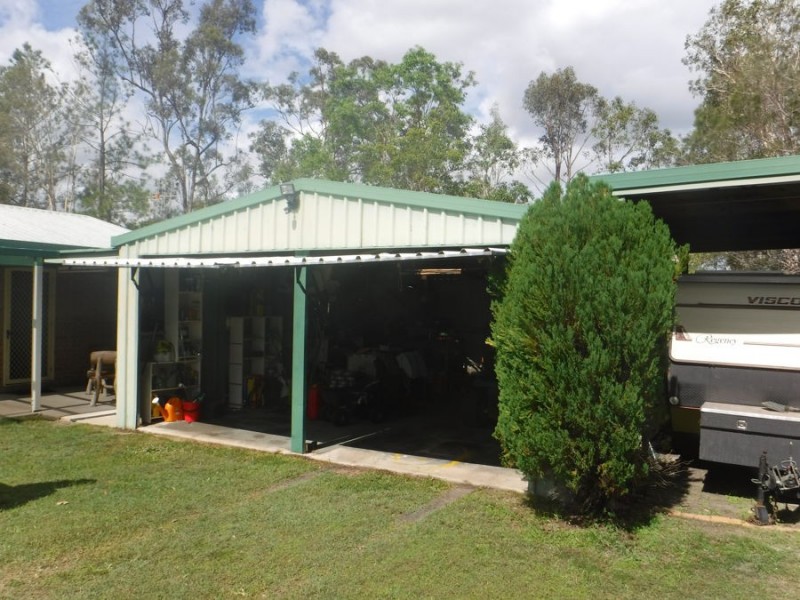 17 Amanda Avenue, Oakhurst QLD 4650