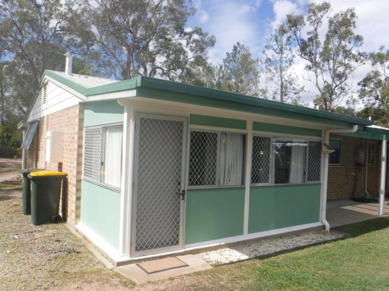 17 Amanda Avenue, Oakhurst QLD 4650