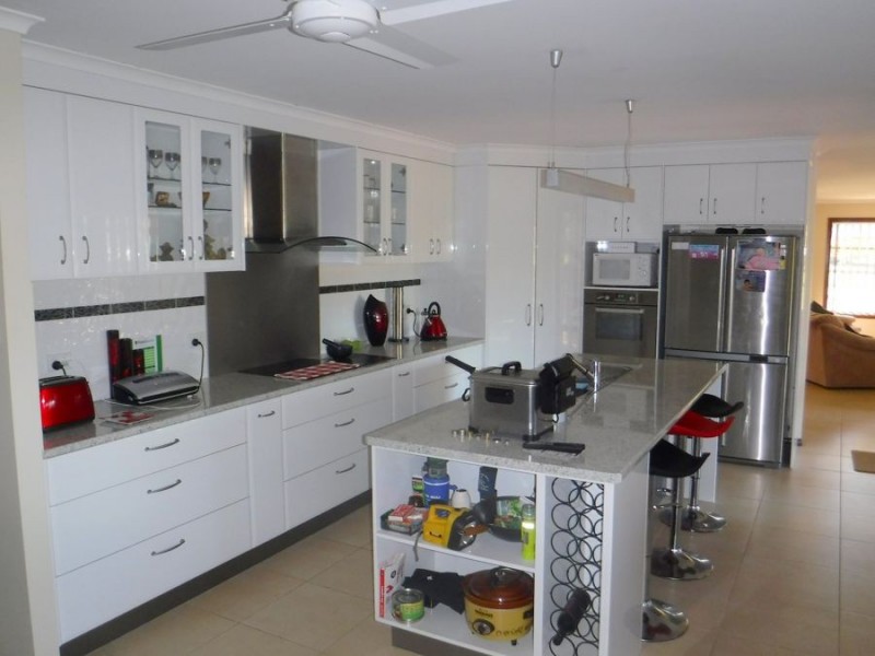 7 Sims Road, Oakhurst QLD 4650