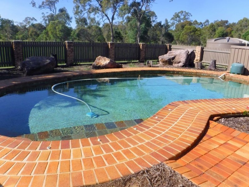 7 Sims Road, Oakhurst QLD 4650