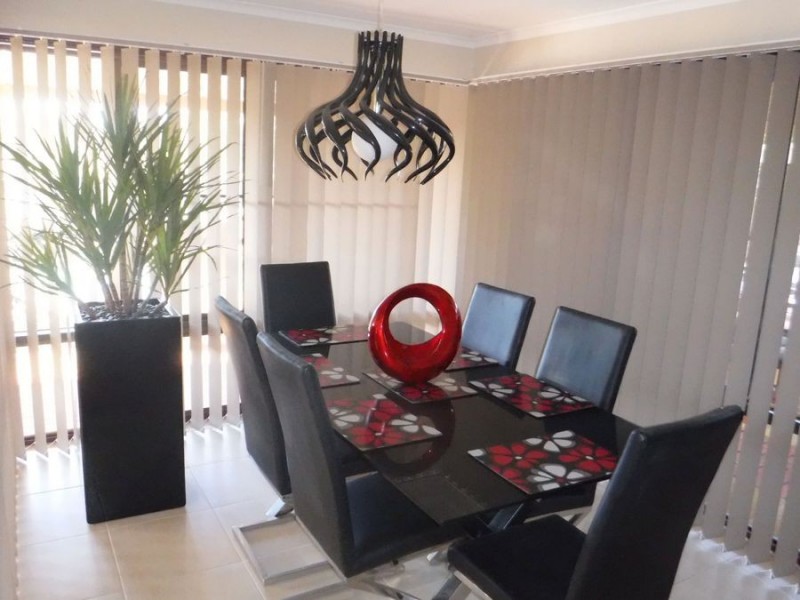 7 Sims Road, Oakhurst QLD 4650