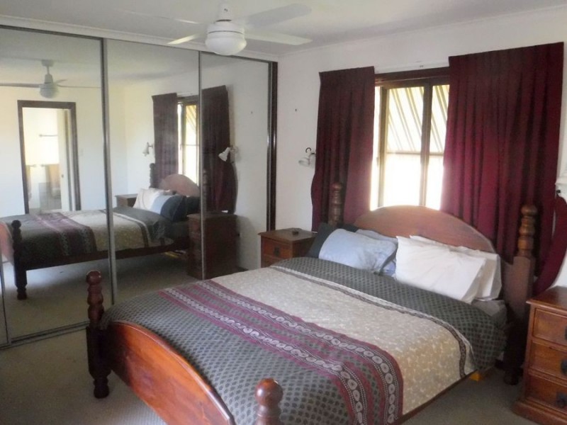 7 Sims Road, Oakhurst QLD 4650