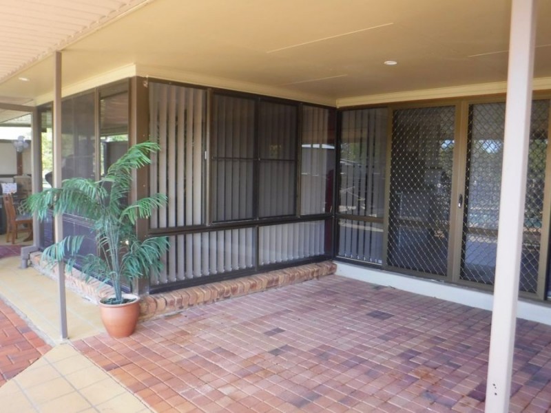 7 Sims Road, Oakhurst QLD 4650