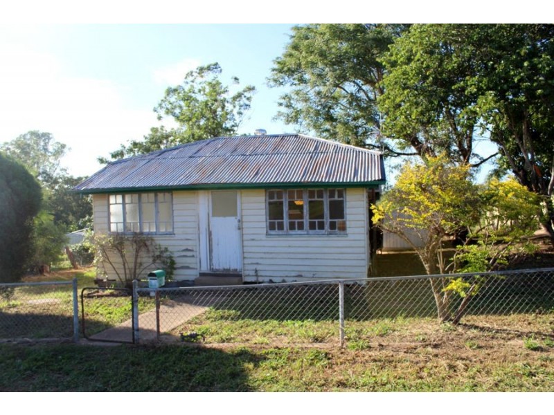 27 Bamboo Street, Gayndah QLD 4625