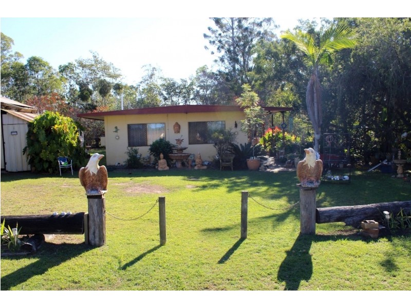 41 Petersen Road, Owanyilla QLD 4650
