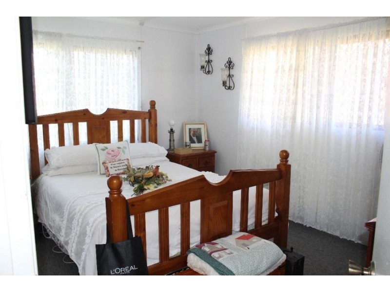 41 Petersen Road, Owanyilla QLD 4650