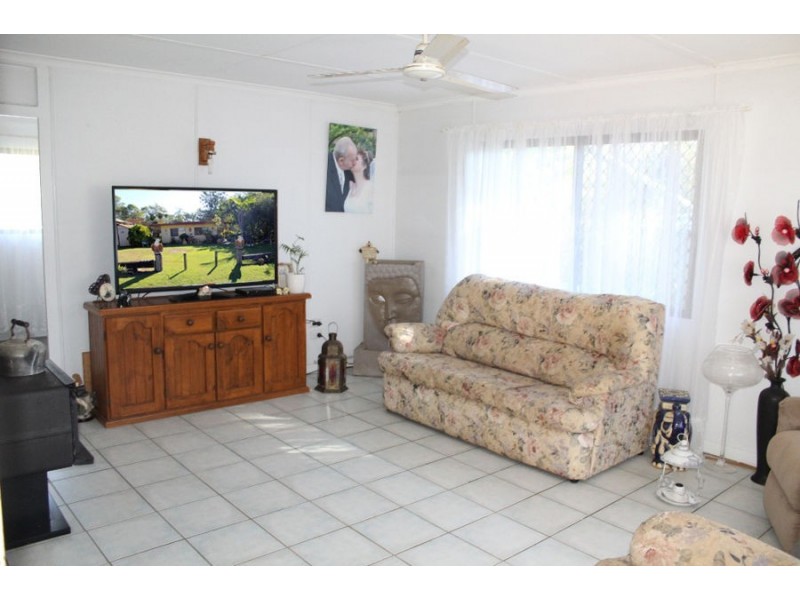 41 Petersen Road, Owanyilla QLD 4650