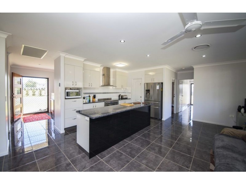 4 Timbers Reserve Drive, Oakhurst QLD 4650