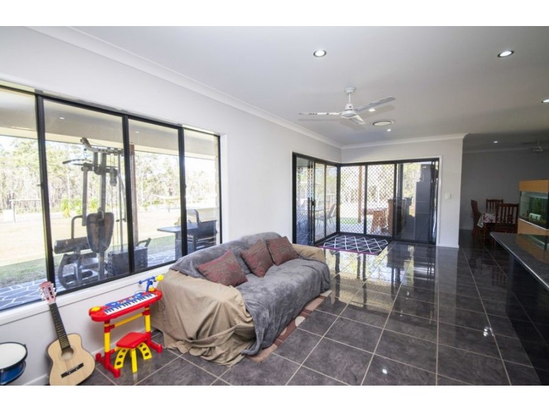 4 Timbers Reserve Drive, Oakhurst QLD 4650