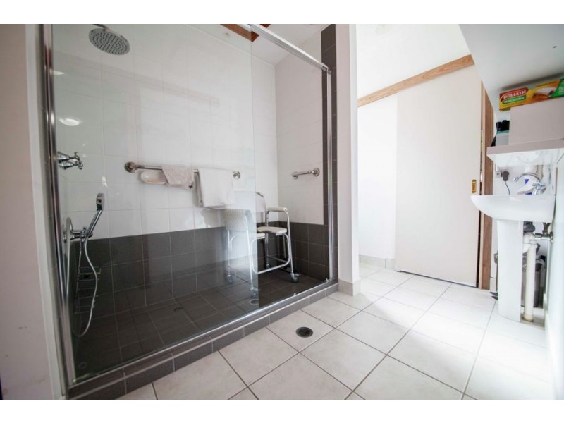 31-33 Puller Street, Granville QLD 4650