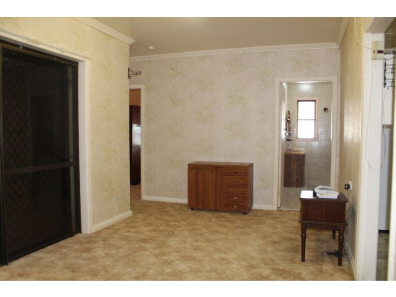 8 Errol Street, Maryborough QLD 4650