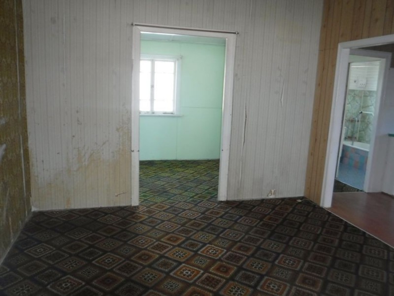 129 Cambridge Street, Granville QLD 4650