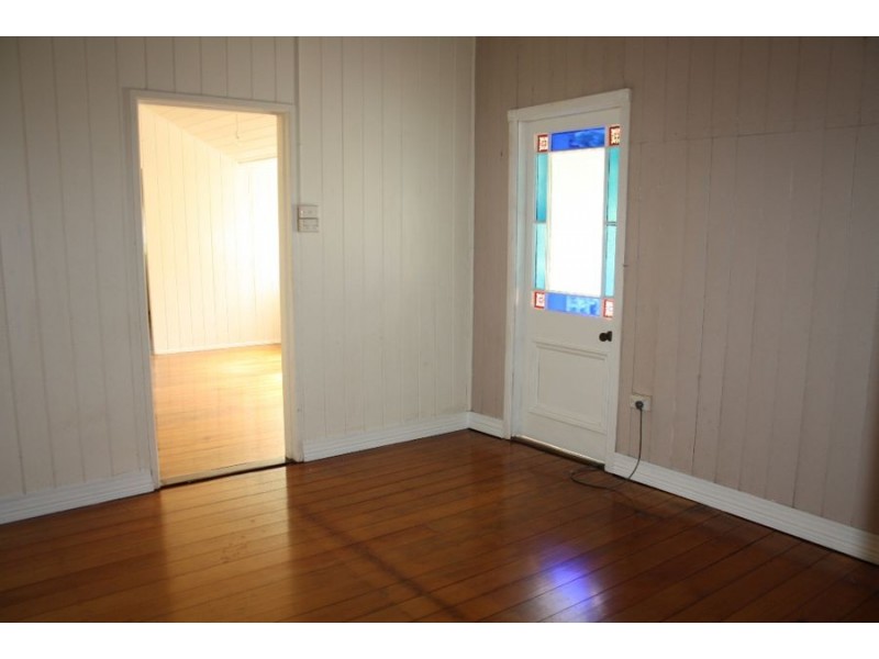 284 Lennox Street, Maryborough QLD 4650