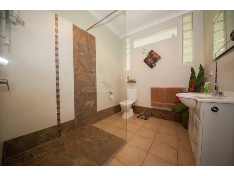 6 Alvie Street, Maryborough QLD 4650