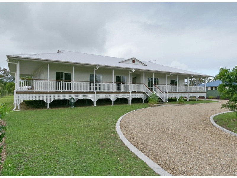 106 Woocoo Drive, Oakhurst QLD 4650