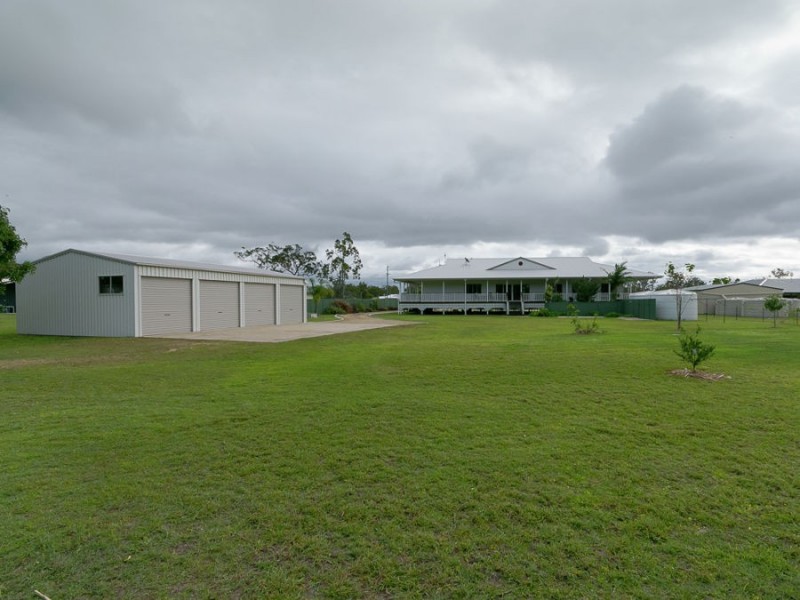 106 Woocoo Drive, Oakhurst QLD 4650