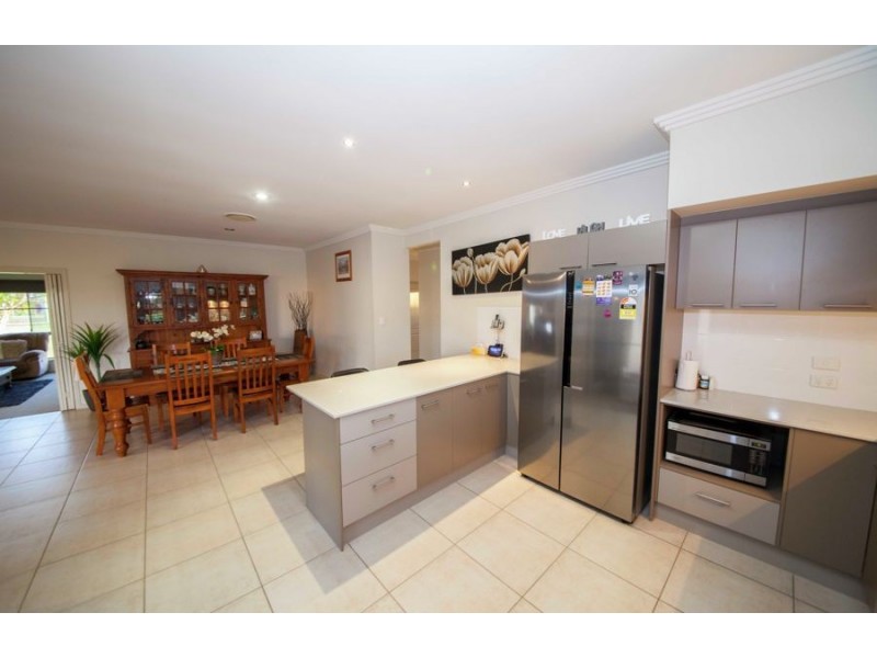 95 Charles Bruce Drive, Oakhurst QLD 4650