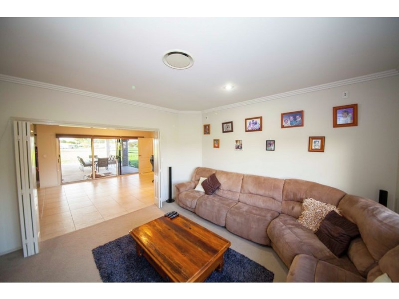 95 Charles Bruce Drive, Oakhurst QLD 4650