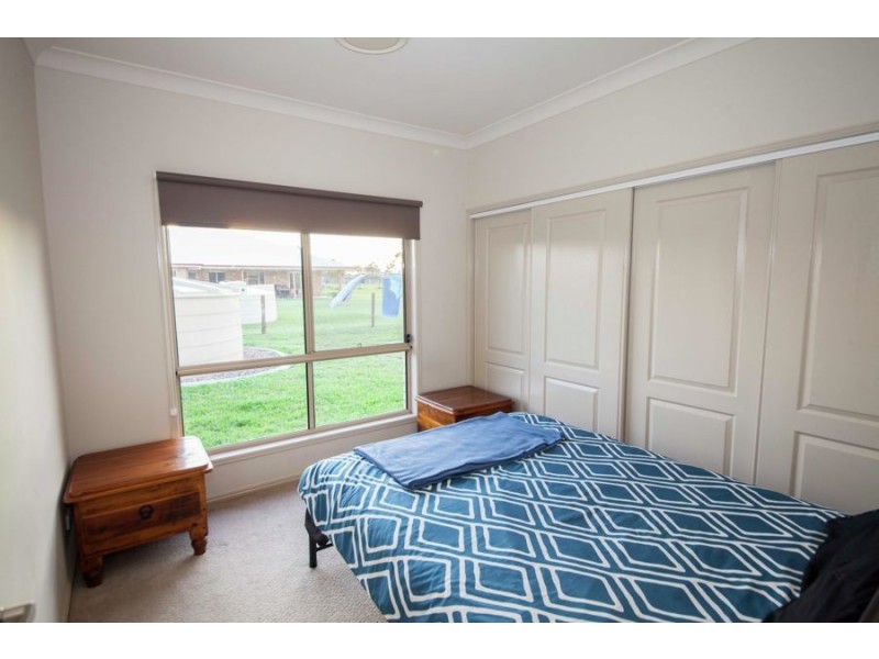 95 Charles Bruce Drive, Oakhurst QLD 4650