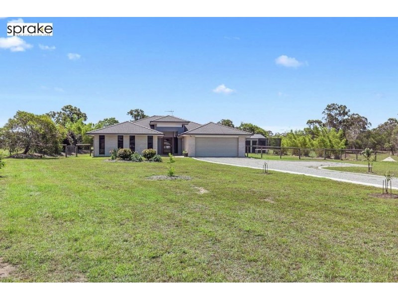 93 Dunmall Drive, Oakhurst QLD 4650