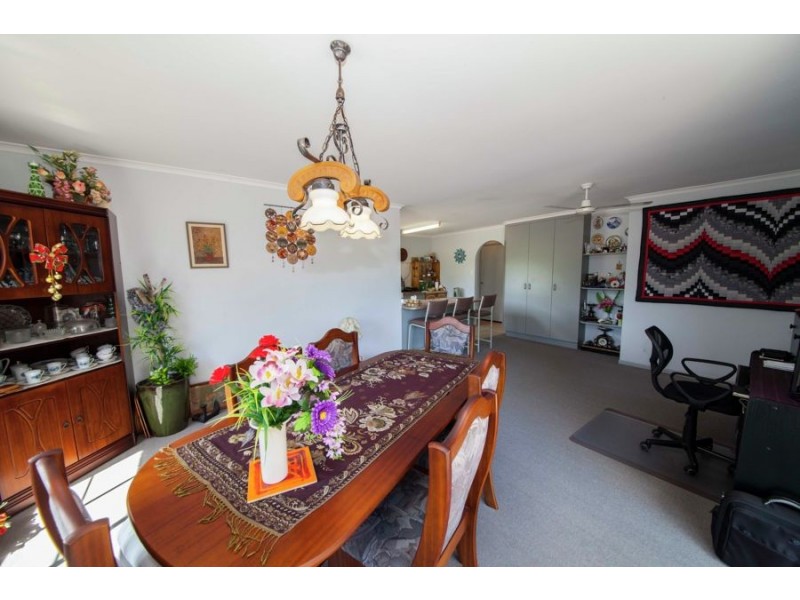 34 Amanda Avenue, Oakhurst QLD 4650