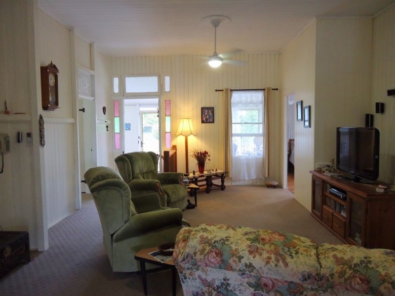 10 Hawthorne Street, Maryborough QLD 4650