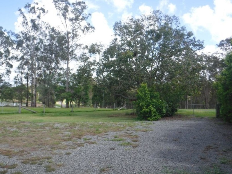 19 Choota Drive, Antigua QLD 4650