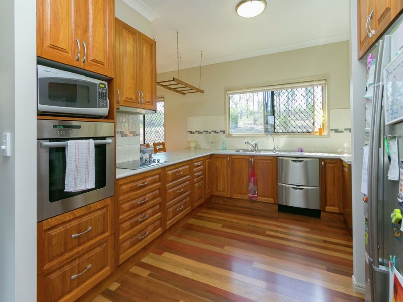 27 Mary View Drive, Yengarie QLD 4650