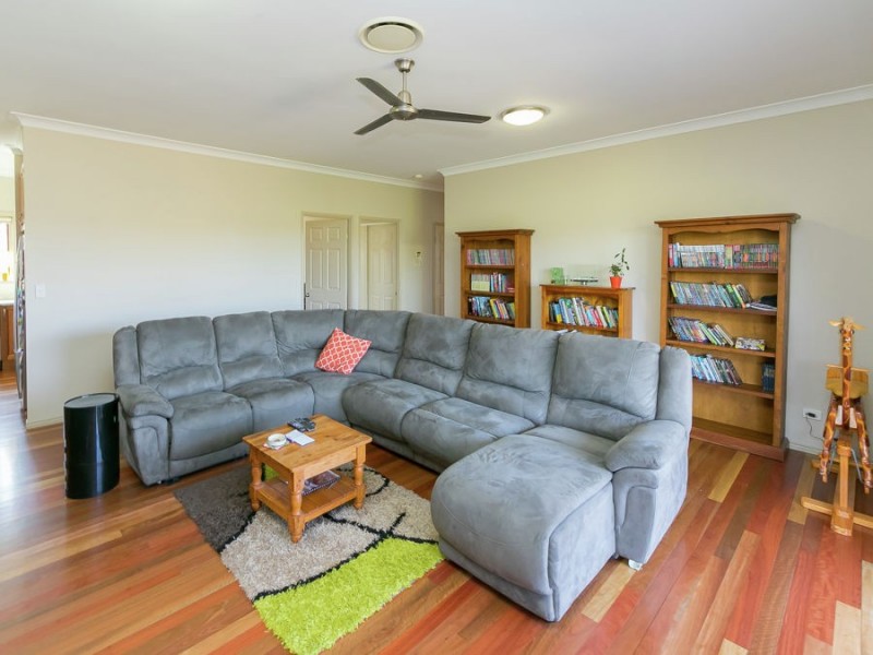 27 Mary View Drive, Yengarie QLD 4650