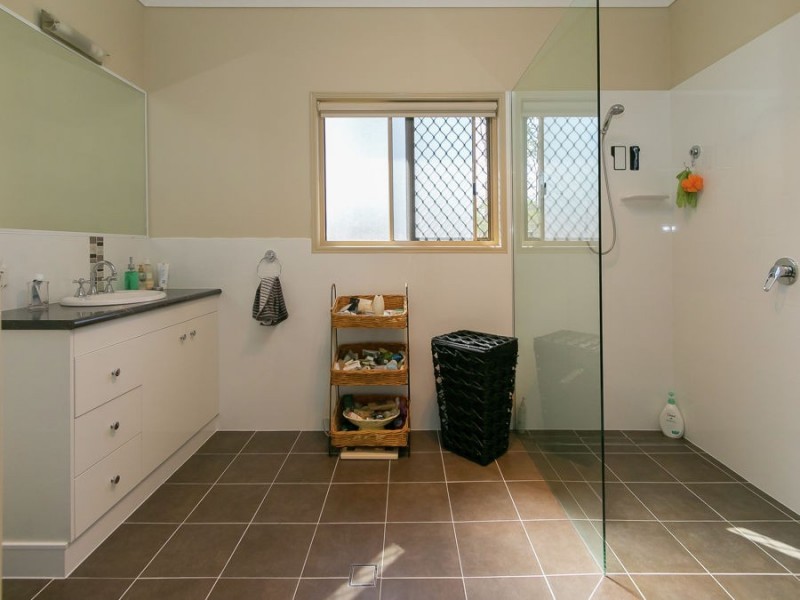 27 Mary View Drive, Yengarie QLD 4650