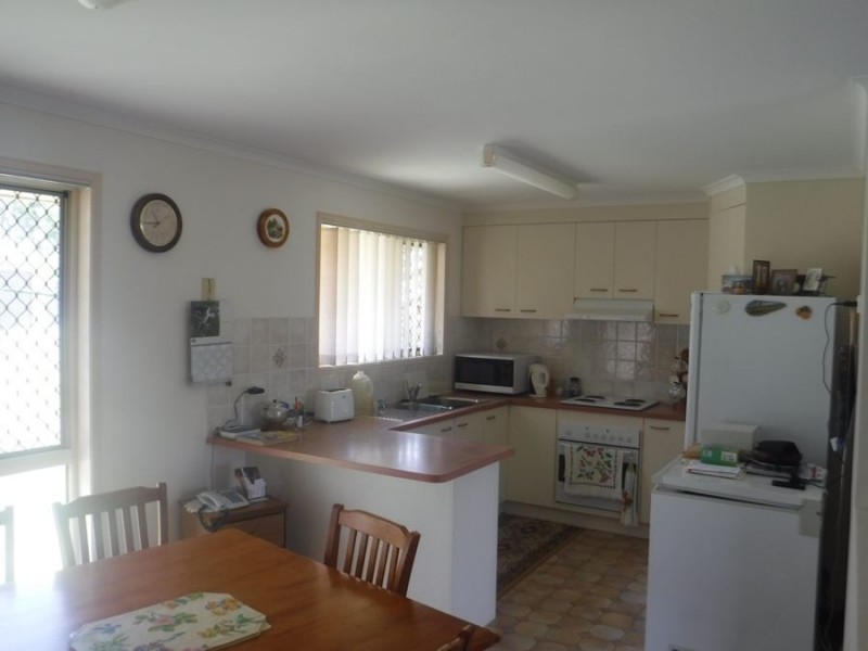 34 Woocoo Drive, Oakhurst QLD 4650