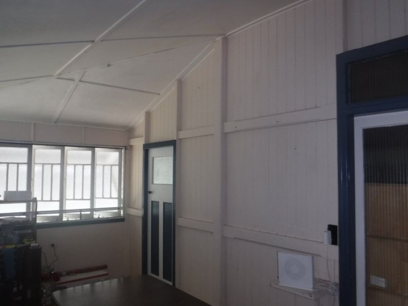 157 Cambridge Street, Granville QLD 4650