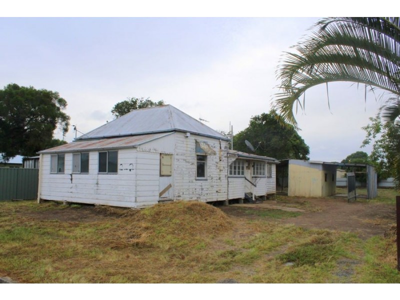 242 Cheapside Street, Maryborough QLD 4650