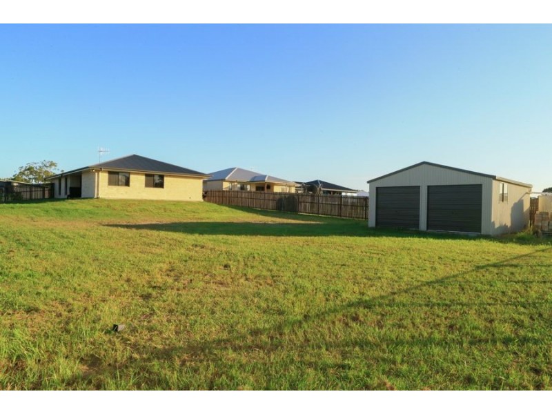 10 Kingfisher Drive, Oakhurst QLD 4650