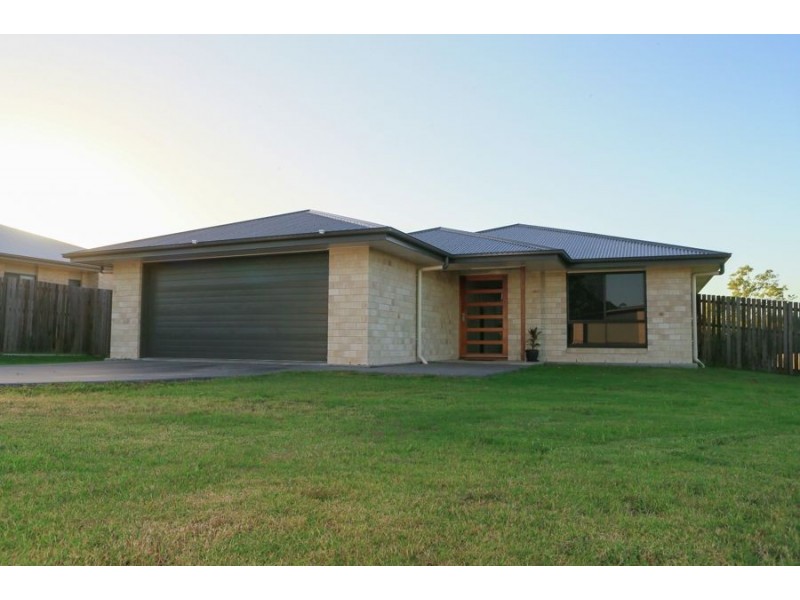 10 Kingfisher Drive, Oakhurst QLD 4650