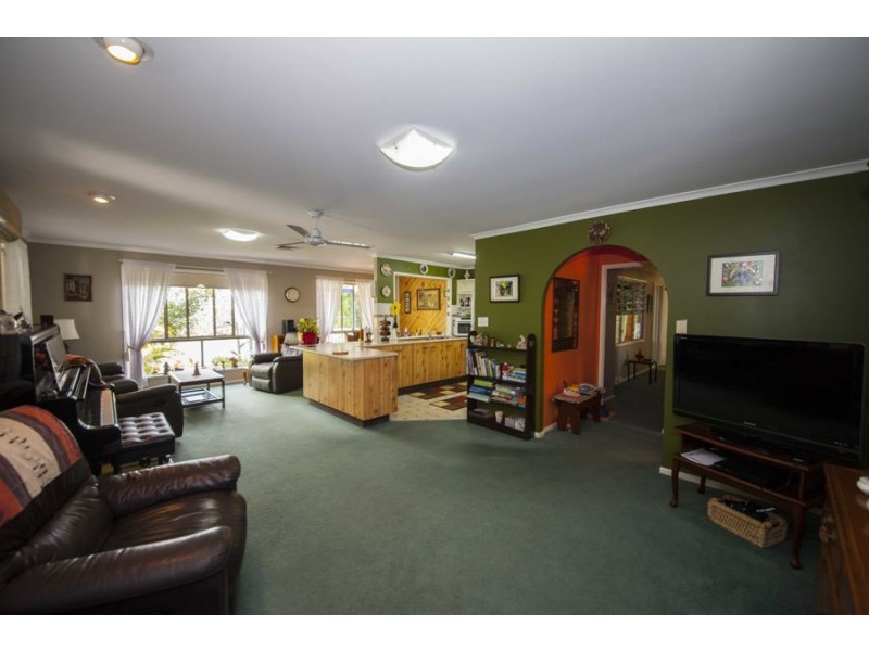 61 Dundas Street, Granville QLD 4650