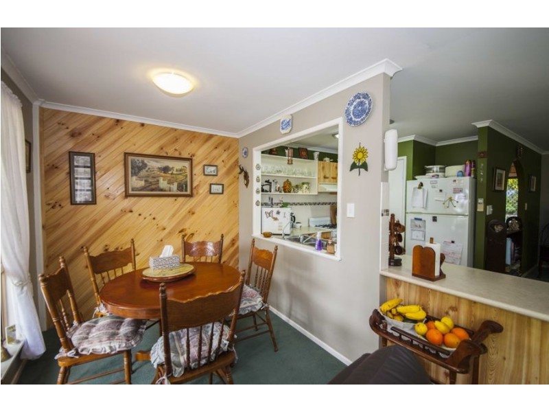 61 Dundas Street, Granville QLD 4650