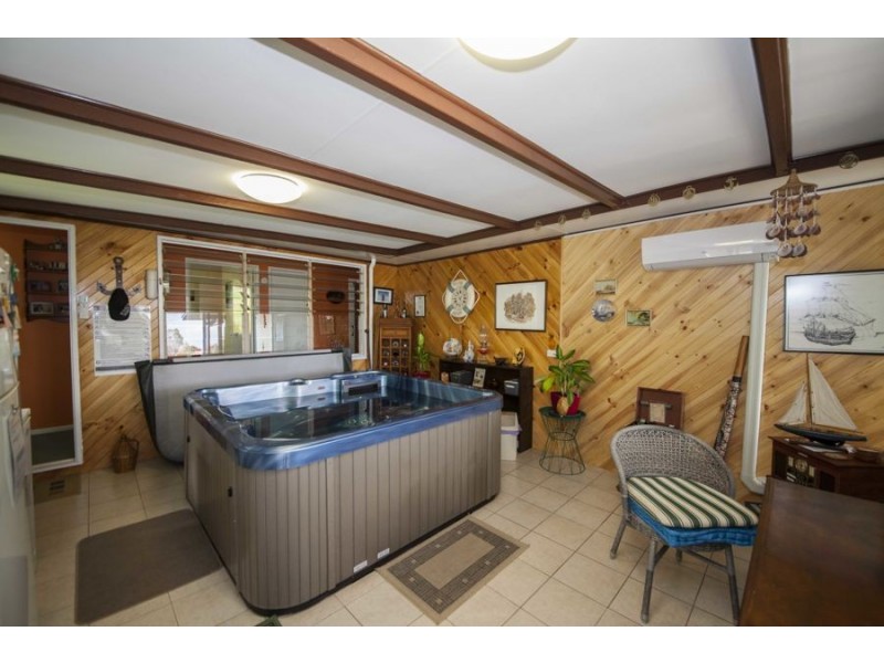 61 Dundas Street, Granville QLD 4650